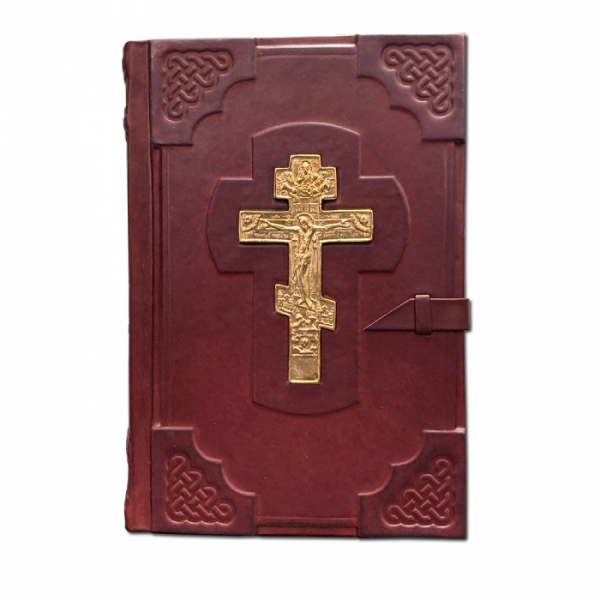 Библия с комментариями и приложениями. Подарочное издание в кожаном переплете 011